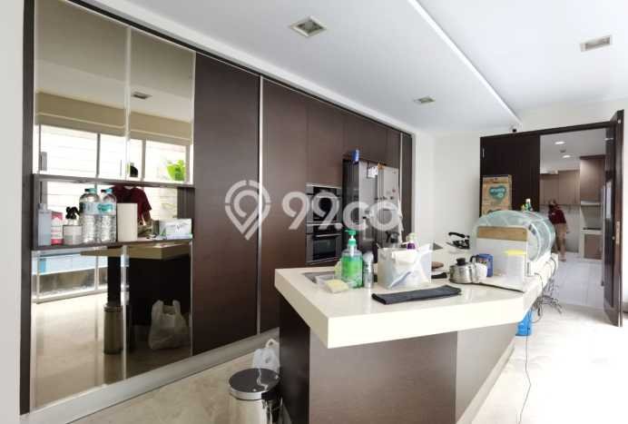 Best Deal Hunian Premium Ideal dan Luas di Menteng, Jakarta Pusat Best Deal Hunian Premium Ideal dan Luas di Menteng, Jakarta Pusat