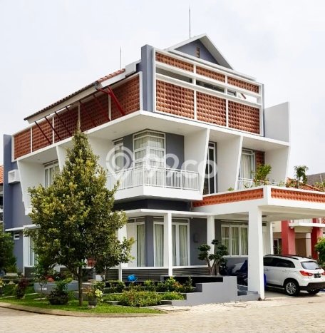 HOT DEAL! Dijual Rumah Premium di Kota Baru Parahyangan, Bandung, LT 207m² Luas Bangunan 350m² HOT DEAL! Dijual Rumah Premium di Kota Baru Parahyangan, Bandung, LT 207m² Luas Bangunan 350m²