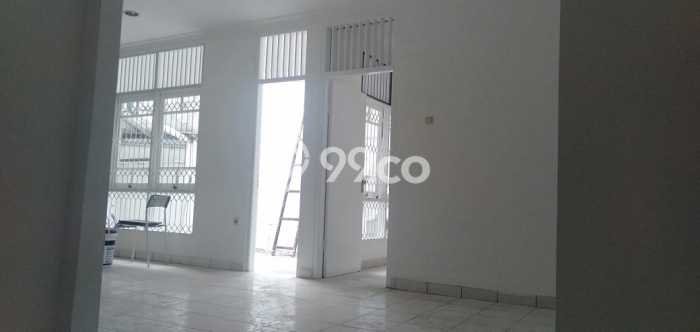 Hunian Nyaman Asri 3 KT Siap Huni di Bintaro Tangerang Selatan Hunian Nyaman Asri 3 KT Siap Huni di Bintaro Tangerang Selatan