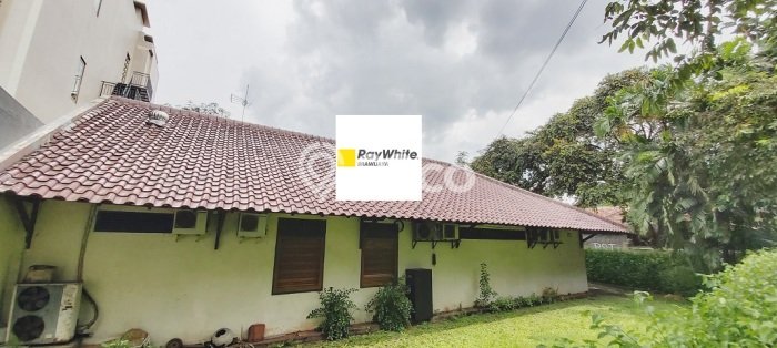 For Sale! Premium House LT 804m2 Desain Elegan di Ragunan For Sale! Premium House LT 804m2 Desain Elegan di Ragunan