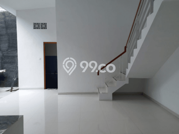 Rumah Modern Cantik 6 Kamar Bisa Langsung Pindah di Laweyan Rumah Modern Cantik 6 Kamar Bisa Langsung Pindah di Laweyan