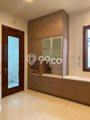 Disewakan Rumah Nyaman LT 700m2 / LB 600m2 di Pondok Indah, Jakarta Selatan Disewakan Rumah Nyaman LT 700m2 / LB 600m2 di Pondok Indah, Jakarta Selatan