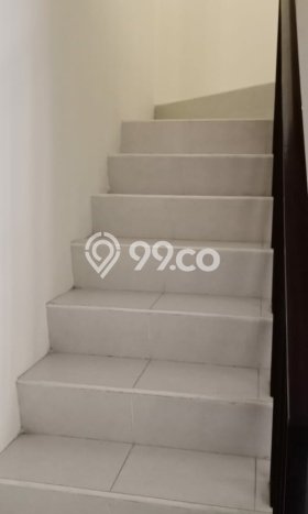 Rumah Lokasi Strategis di Ciputat, Tangerang Selatan, Luas 85m² Bangunan 140m² Rumah Lokasi Strategis di Ciputat, Tangerang Selatan, Luas 85m² Bangunan 140m²