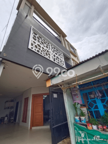 Hunian Cantik Modern Lb 300m2 di Jagakarsa, Jakarta Selatan Hunian Cantik Modern Lb 300m2 di Jagakarsa, Jakarta Selatan