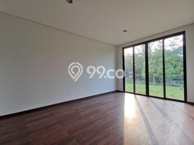 Rumah di BSD City, Tangerang, Luas 420m² Bangunan 418m² Rumah di BSD City, Tangerang, Luas 420m² Bangunan 418m²