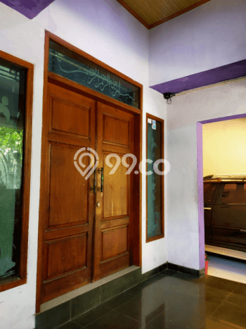 Lokasi strategis! Rumah siap huni disewakan di Manahan LB 160m2 Lokasi strategis! Rumah siap huni disewakan di Manahan LB 160m2