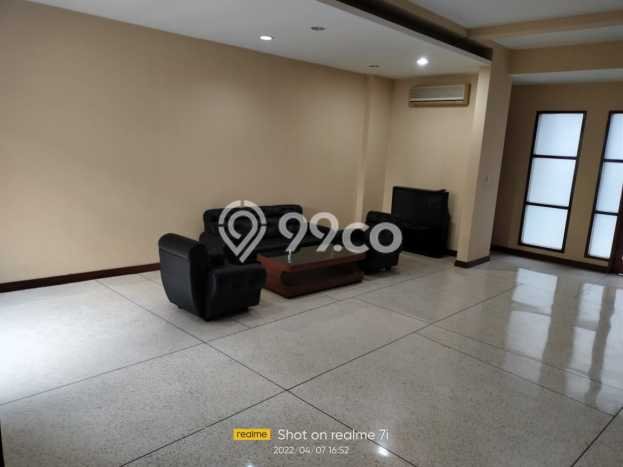 Rumah Bagus Siap Pakai Di Menteng Luas 400m2 Lokasi Strategis Rumah Bagus Siap Pakai Di Menteng Luas 400m2 Lokasi Strategis