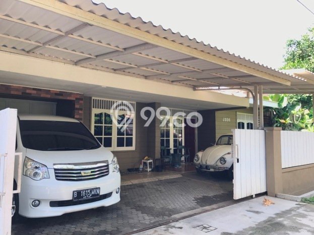 Rumah Elit LB 200m2 Siap Huni Desain Elegan di Cinere, Jakarta Selatan Rumah Elit LB 200m2 Siap Huni Desain Elegan di Cinere, Jakarta Selatan