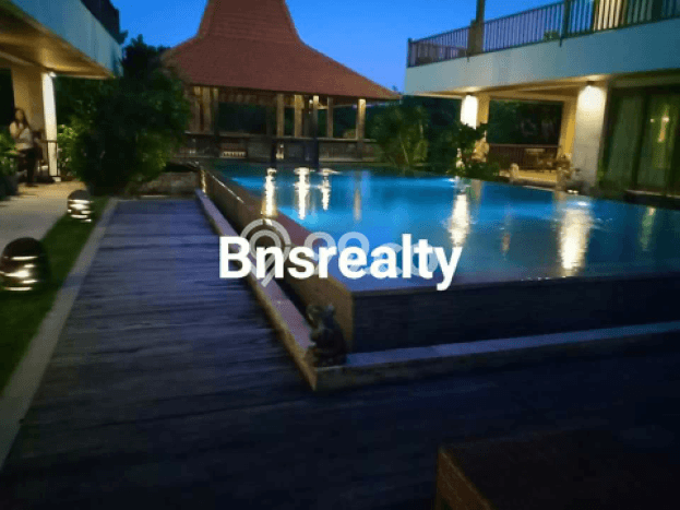HARGA SPESIAL! Rumah Modern area Canggu, Badung, LT 1900m2m² Bangunan 1330m2m² BISA KPR! HARGA SPESIAL! Rumah Modern area Canggu, Badung, LT 1900m2m² Bangunan 1330m2m² BISA KPR!