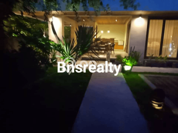 HARGA SPESIAL! Rumah Modern area Canggu, Badung, LT 1900m2m² Bangunan 1330m2m² BISA KPR! HARGA SPESIAL! Rumah Modern area Canggu, Badung, LT 1900m2m² Bangunan 1330m2m² BISA KPR!
