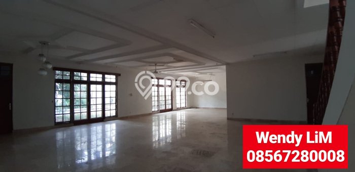 Hunian Elit LB 600m2 Siap Pakai Desain Elegan di Pondok Indah, Jakarta Selatan Hunian Elit LB 600m2 Siap Pakai Desain Elegan di Pondok Indah, Jakarta Selatan
