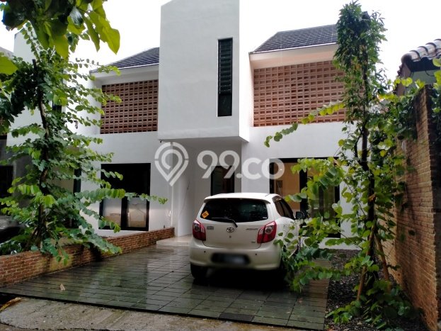 Jual Rumah Eksklusif 4 KT di Cibubur, Bogor Jual Rumah Eksklusif 4 KT di Cibubur, Bogor