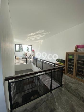Rumah Luxury Modern Siap Huni di Setiabudi Bandung Rumah Luxury Modern Siap Huni di Setiabudi Bandung