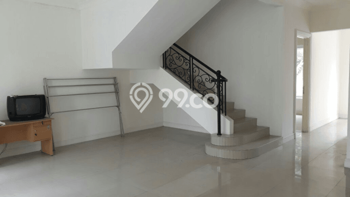 Rumah Elit Modern Tanpa Renovasi di Modernland Tangerang Rumah Elit Modern Tanpa Renovasi di Modernland Tangerang