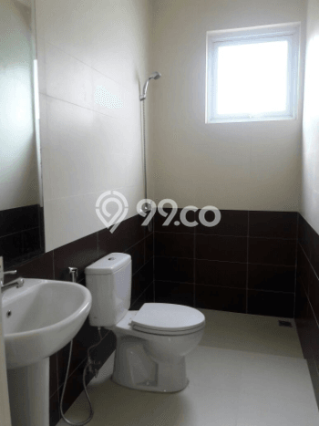 Rumah Elit Modern Tanpa Renovasi di Modernland Tangerang Rumah Elit Modern Tanpa Renovasi di Modernland Tangerang