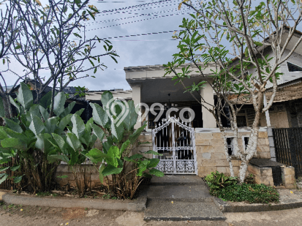For Sale Rumah 2 Kamar Lokasi Ideal Nyaman dan Strategis di Cinere For Sale Rumah 2 Kamar Lokasi Ideal Nyaman dan Strategis di Cinere
