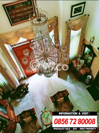 Siap Huni Rumah Mewah 10 Kamar di Kebayoran Baru Dekat ke Mana Saja Siap Huni Rumah Mewah 10 Kamar di Kebayoran Baru Dekat ke Mana Saja