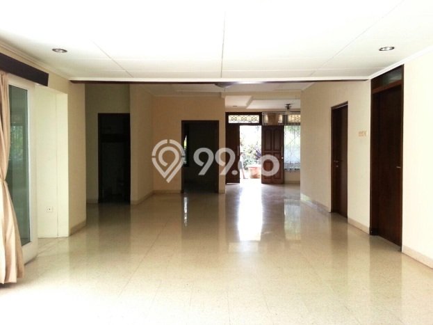 Ready to Use! Premium House LT 915m2 Desain Elegan di Cipete Ready to Use! Premium House LT 915m2 Desain Elegan di Cipete