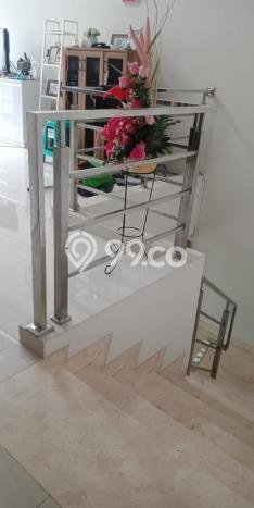 Rumah Elit LB 260m2 Siap Huni Desain Elegan di Moch Toha, Bandung Rumah Elit LB 260m2 Siap Huni Desain Elegan di Moch Toha, Bandung