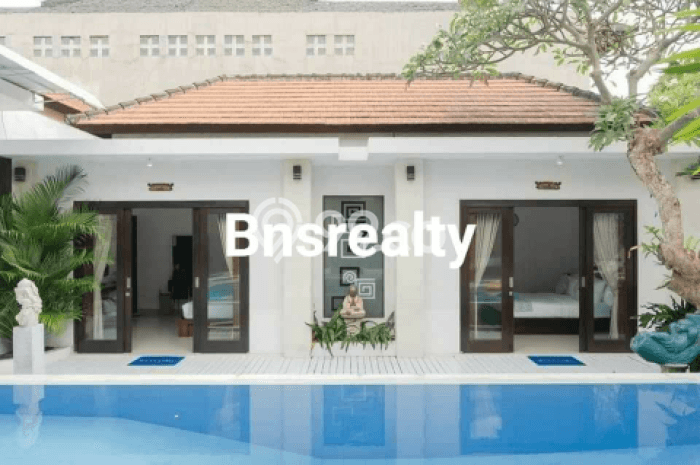 Rumah SUPER MEWAH! di Kerobokan, Badung, LT 500m2m² LB 400m2m², HARGA SPESIAL Rumah SUPER MEWAH! di Kerobokan, Badung, LT 500m2m² LB 400m2m², HARGA SPESIAL