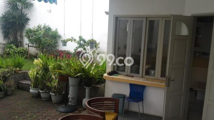 Rumah Elit LB 350m2 Siap Huni Desain Elegan di Setra Sari, Bandung Rumah Elit LB 350m2 Siap Huni Desain Elegan di Setra Sari, Bandung