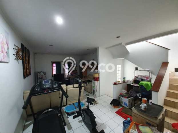 Rumah Strategis Mutiara Kedoya, Jakarta Barat, Luas 240m² Bangunan 200m² Rumah Strategis Mutiara Kedoya, Jakarta Barat, Luas 240m² Bangunan 200m²