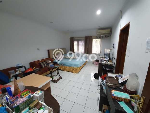 Rumah Strategis Mutiara Kedoya, Jakarta Barat, Luas 240m² Bangunan 200m² Rumah Strategis Mutiara Kedoya, Jakarta Barat, Luas 240m² Bangunan 200m²