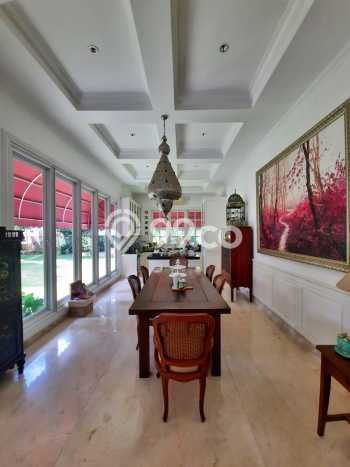 Rumah Luxury Modern Siap Huni di Lebak Bulus Jakarta Selatan Rumah Luxury Modern Siap Huni di Lebak Bulus Jakarta Selatan