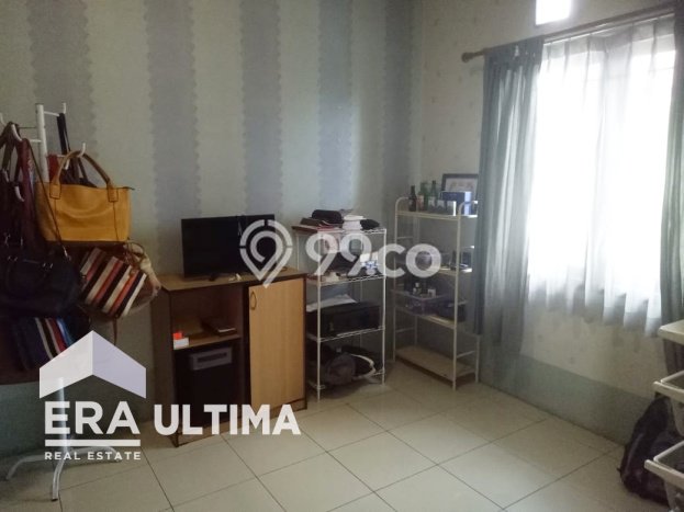 HUNIAN IMPIAN! Rumah di Batununggal, 3 KM, Bebas Macet, Luas 180m² Bangunan 300m² HUNIAN IMPIAN! Rumah di Batununggal, 3 KM, Bebas Macet, Luas 180m² Bangunan 300m²