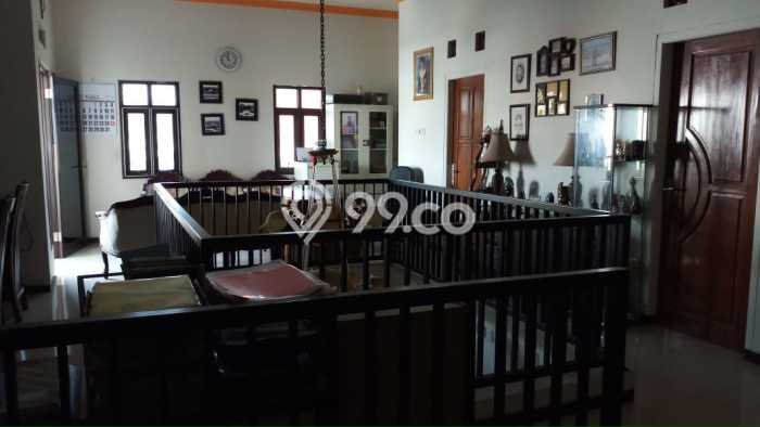 Dijual Hunian Rumah Terawat 4 Kamar di Medokan Ayu, Surabaya Dijual Hunian Rumah Terawat 4 Kamar di Medokan Ayu, Surabaya
