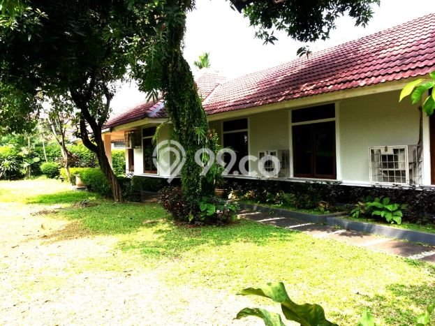 Rumah Elit Modern Tanpa Renovasi di Cipete Jakarta Selatan Rumah Elit Modern Tanpa Renovasi di Cipete Jakarta Selatan