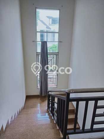 Sewa Rumah Harga Terjangkau di BSD Puspita Loka Tangerang Punya 4 Kamar Tidur Sewa Rumah Harga Terjangkau di BSD Puspita Loka Tangerang Punya 4 Kamar Tidur