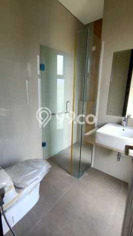 For Sale Hunian Rumah Terawat 3 KT di BSD Eminent, Tangerang For Sale Hunian Rumah Terawat 3 KT di BSD Eminent, Tangerang
