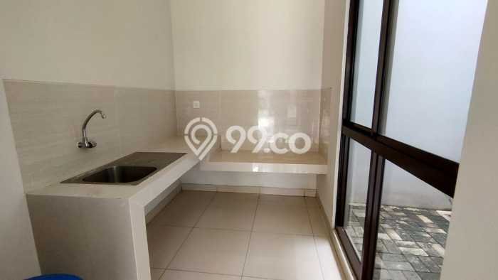 For Sale Hunian Rumah Terawat 3 KT di BSD Eminent, Tangerang For Sale Hunian Rumah Terawat 3 KT di BSD Eminent, Tangerang