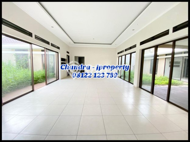 Rumah Elit Modern Tanpa Renovasi di Kota Baru Parahyangan Bandung Rumah Elit Modern Tanpa Renovasi di Kota Baru Parahyangan Bandung