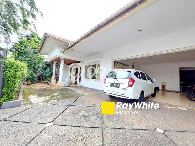 Jarang Ada! Rumah Kontrakan 4 Kamar Bagus Siap Huni Kemang Jarang Ada! Rumah Kontrakan 4 Kamar Bagus Siap Huni Kemang