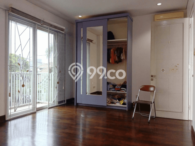 Rumah Elit Modern Siap Huni di BSD Griya Loka Tangerang Rumah Elit Modern Siap Huni di BSD Griya Loka Tangerang