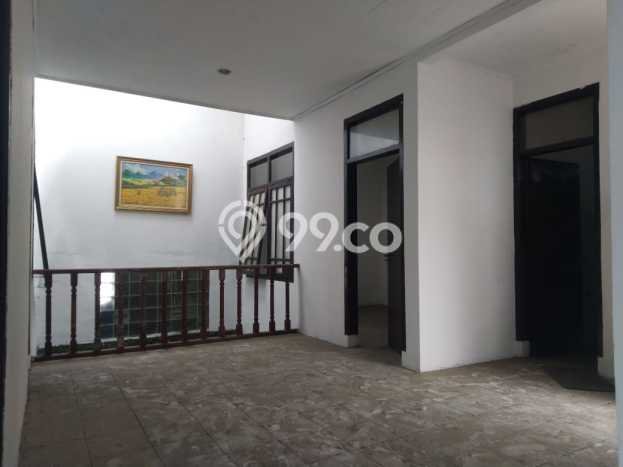 Rumah Area Strategis kawasan Kopo, Bandung, LT 186m2m² Bangunan 300m2m² Rumah Area Strategis kawasan Kopo, Bandung, LT 186m2m² Bangunan 300m2m²