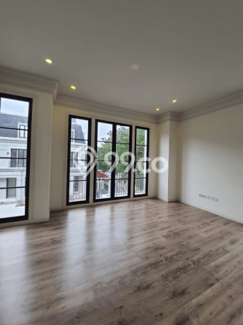 Jual Rumah Mewah Elegan Dengan View Cantik di Kemang, Jakarta Selatan Jual Rumah Mewah Elegan Dengan View Cantik di Kemang, Jakarta Selatan