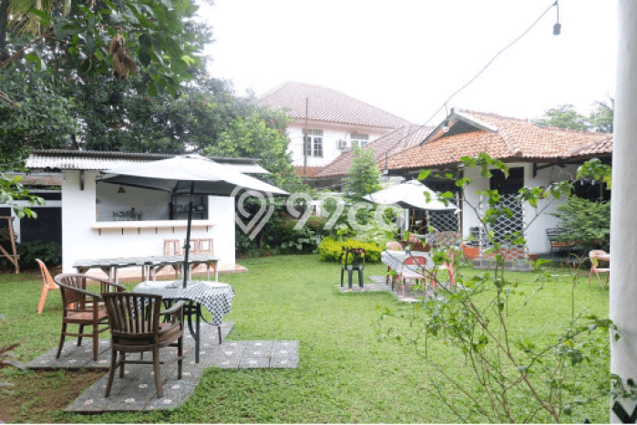 Rumah Luxury Modern Tanpa Renovasi di Ragunan Jakarta Selatan Rumah Luxury Modern Tanpa Renovasi di Ragunan Jakarta Selatan
