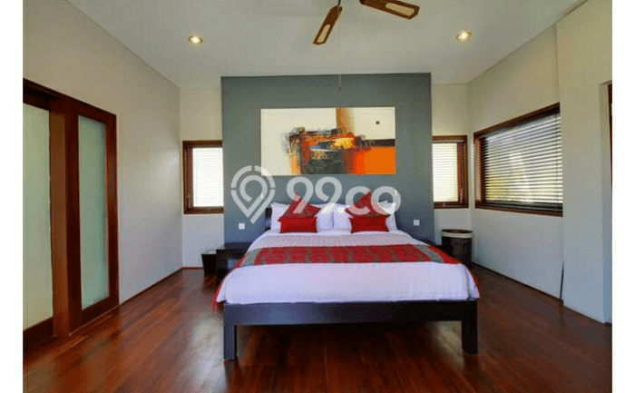 Ready to Use! Luxury House LT 540m2 Desain Elegan di Canggu Ready to Use! Luxury House LT 540m2 Desain Elegan di Canggu