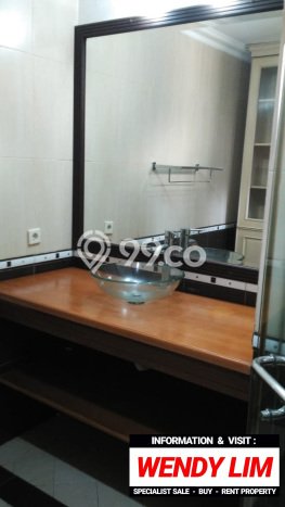 Ready to Use! Premium House LT 510m2 Desain Elegan di Senayan Ready to Use! Premium House LT 510m2 Desain Elegan di Senayan