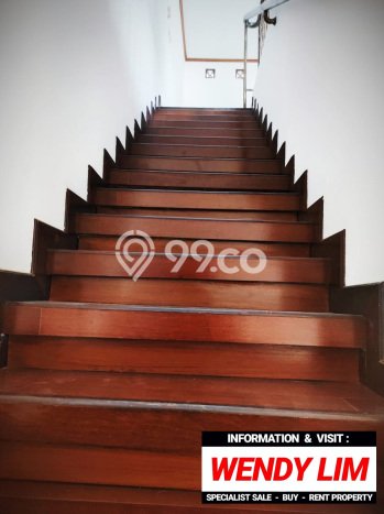 Ready to Use! Premium House LT 510m2 Desain Elegan di Senayan Ready to Use! Premium House LT 510m2 Desain Elegan di Senayan