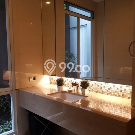 Rumah Luxury Modern Tanpa Renovasi di Kota Baru Parahyangan Bandung Rumah Luxury Modern Tanpa Renovasi di Kota Baru Parahyangan Bandung