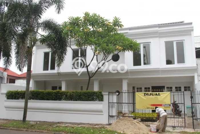 Ready to Use! Luxury House LT 300m2 Desain Elegan di BSD Ready to Use! Luxury House LT 300m2 Desain Elegan di BSD