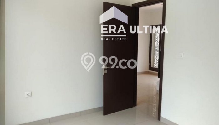 Rumah Asri area Gede Bage, 3 KT, LT 180m² Bangunan 136m² Rumah Asri area Gede Bage, 3 KT, LT 180m² Bangunan 136m²