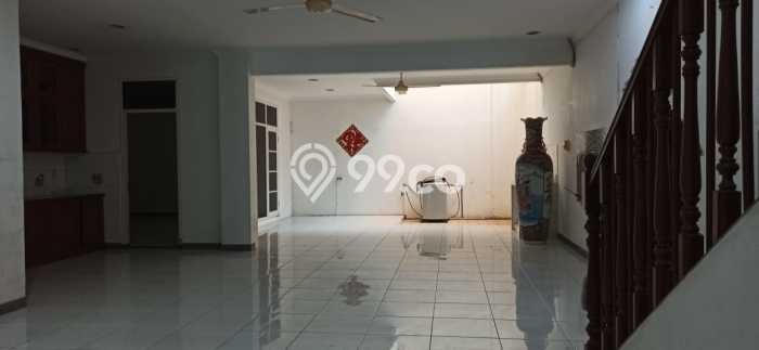 Rumah Luxury Modern Tanpa Renovasi di Pantai Indah Kapuk Jakarta Utara Rumah Luxury Modern Tanpa Renovasi di Pantai Indah Kapuk Jakarta Utara