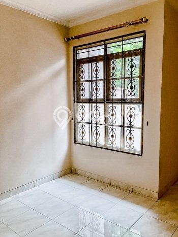 Hunian Cantik Minimalis Lb 100m2 di Lippo Cikarang, Cikarang Hunian Cantik Minimalis Lb 100m2 di Lippo Cikarang, Cikarang