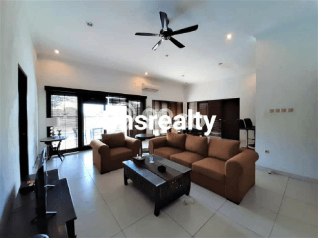 DIJUAL CEPAT! Rumah Ready Stock Area Strategis Mumbul, Luas 430m2m² Bangunan 300m2m² DIJUAL CEPAT! Rumah Ready Stock Area Strategis Mumbul, Luas 430m2m² Bangunan 300m2m²
