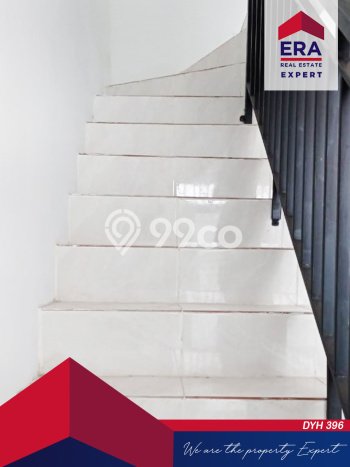 Rumah LT 230m² Fully Furnished di Lokasi Prestisius Cakung, Jakarta Timur Rumah LT 230m² Fully Furnished di Lokasi Prestisius Cakung, Jakarta Timur